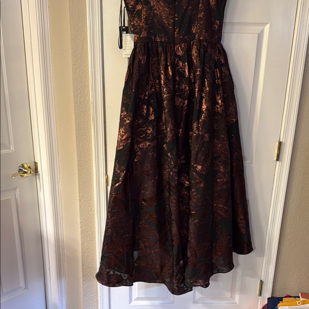 NWT Vera Wang High Low Dress in Black and Copper. Size 12. - Picture 5 of 12